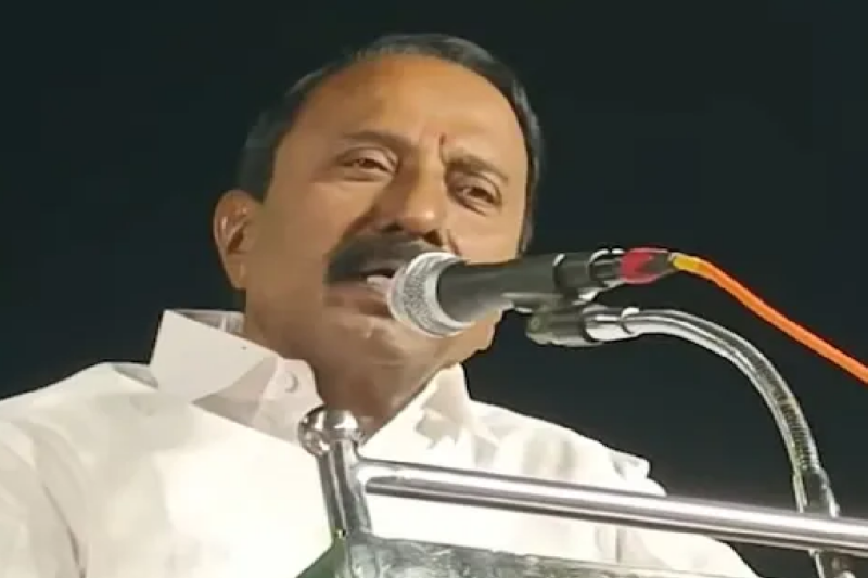 “அம்மா ஜெயலலிதாவின் பேச்சை மீண்டும் கேட்டோம்” – செங்கோட்டையன் செயலால் அதிமுக தொண்டர்கள் உணர்ச்சிபூர்வமான நிகழ்வு!