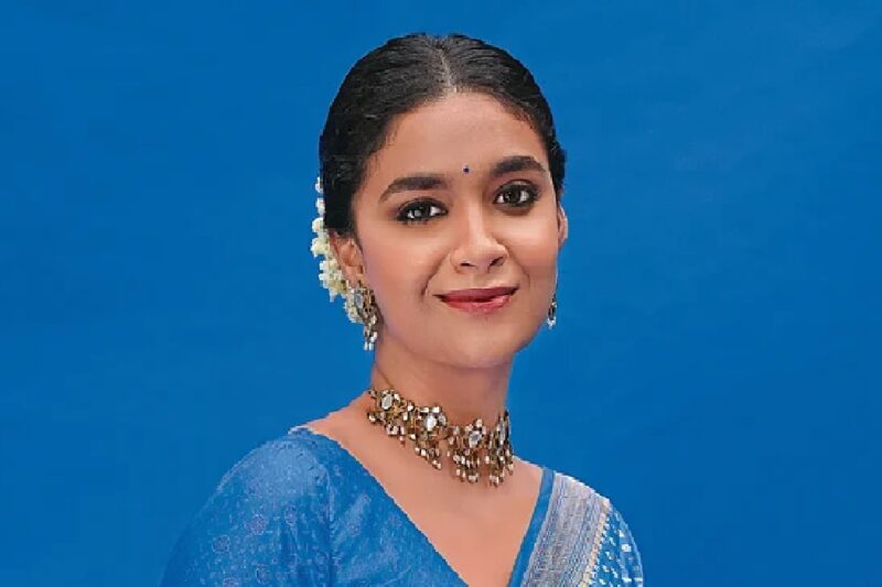 கீர்த்தி சுரேஷின் ஸ்டைலிஷ் அவதாரம் – திருமணத்திற்குப் பிறகும் கவர்ச்சி குறையல!