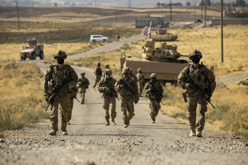 US to Withdraw Troops From Syria: திடீர் திருப்பம்! சிரியாவில் இருந்து அமெரிக்க படைகள் வெளியேறுகின்றன!