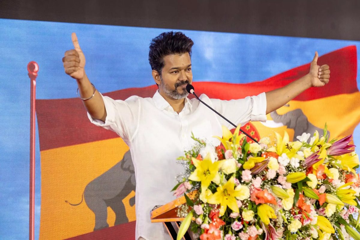 ‘கொங்குச் சிங்கம்’ முன்னாள் அமைச்சரை  விஜய் அணுகியது ஏன்? – பெரும் அரசியல் காய் நகர்த்தல்!