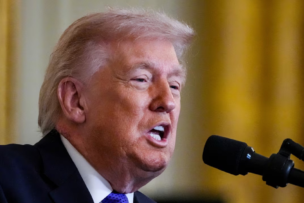 ஈரானின் அடுத்த தலைவரைத் தேர்ந்தெடுப்பதில் அமெரிக்காவிற்கு பங்கு உண்டு: டொனால்ட் ட்ரம்ப் அதிரடி - Image 1 ஈரானின் அடுத்த தலைவரைத் தேர்ந்தெடுப்பதில் அமெரிக்காவிற்கு பங்கு உண்டு: டொனால்ட் ட்ரம்ப் அதிரடி - Image 1