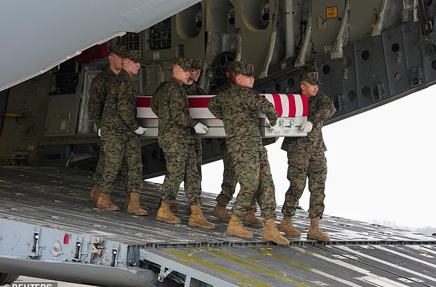 7வது அமெரிக்க ராணுவ வீரர் பலி: சவுதி மீது தொடரும் ஈரானின் கடும் தாக்குதல் !