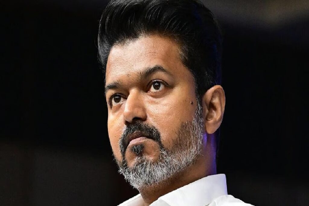 கரூர் கூட்ட நெரிசல் வழக்கு: சிபிஐ விசாரணைக்கு ஆஜராக தவெக தலைவர் விஜய்க்கு மீண்டும் சம்மன் - Image 1
