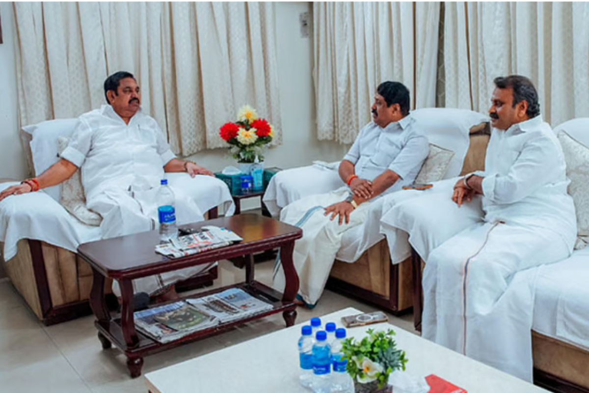 அதிமுக – பாஜக திடீர் சந்திப்பு: தொகுதிப் பங்கீடு மற்றும் தேர்தல் வியூகம் குறித்து தீவிர ஆலோசனை