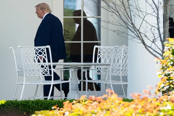 பேச்சுவார்த்தையில் அமெரிக்கா அதிரடி; ஈரான் நிபந்தனையை நிராகரித்த வெள்ளை மாளிகை!