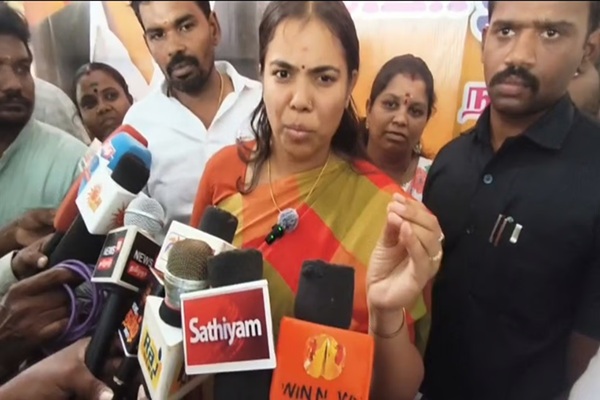 தமிழக முதலீடுகள் ஆந்திராவுக்குப் போனதா? ஆதாரங்களுடன் பதிலளித்த அமைச்சர் கீர்த்தனா!