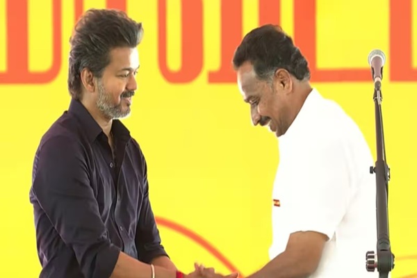 அதிமுகவிலிருந்து விலகி தவெகவில் ஐக்கியம்! எம்.ஆர். விஜயபாஸ்கர் எம்.எல்.ஏ பதவி திடீர் ராஜினாமா; ஆளுநரிடம் ஓடிய திமுக!