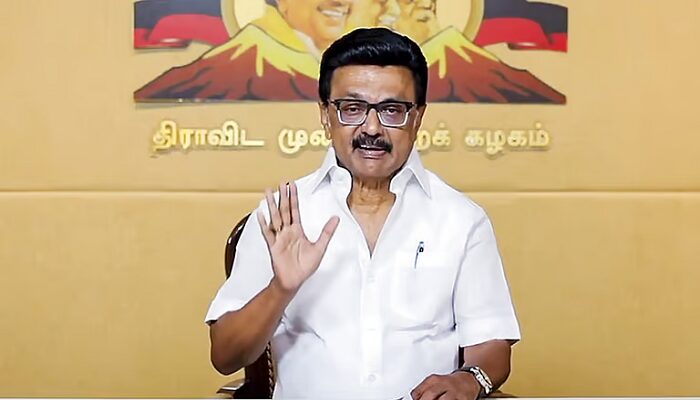 “பிலாஸ்ட் பிலாஸ்ட் இல்ல.. வேஸ்ட் வேஸ்ட்!” – தவெக அரசின் முதல் பட்ஜெட்டை விளாசித் தள்ளிய மு.க.ஸ்டாலின்!