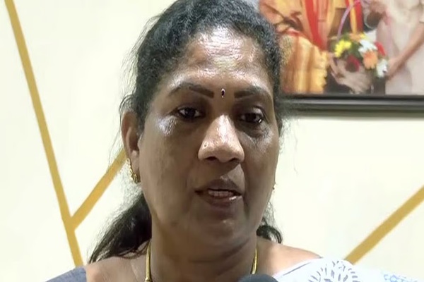 தாராபுரம் இடைத்தேர்தல்: 6-வது சுற்று முடிவில் த.வெ.க. வேட்பாளர் சத்தியபாமா முன்னிலை