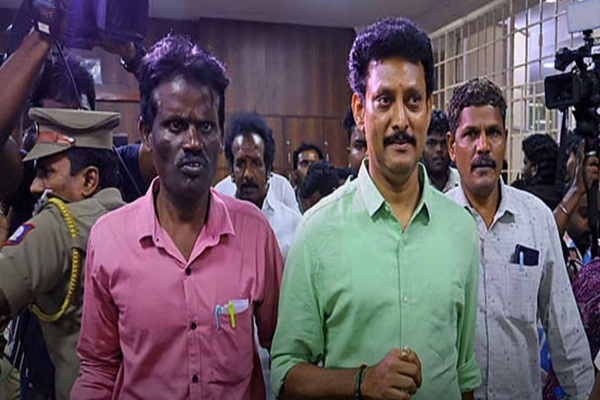 அன்பில் மகேஷ் வழக்கு: முன்னாள் எம்எல்ஏ முத்துக்குமார் நீதிமன்றத்தில் சரண், நவம்பர் 12 வரை காவல்!